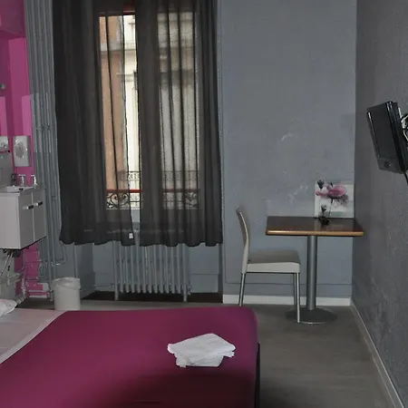 Alize Hotell *